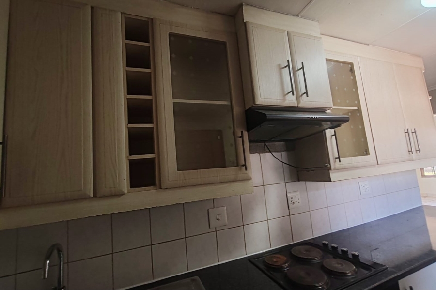 3 Bedroom Property for Sale in Noordwyk Gauteng