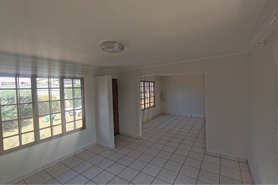 3 Bedroom Property for Sale in Noordwyk Gauteng