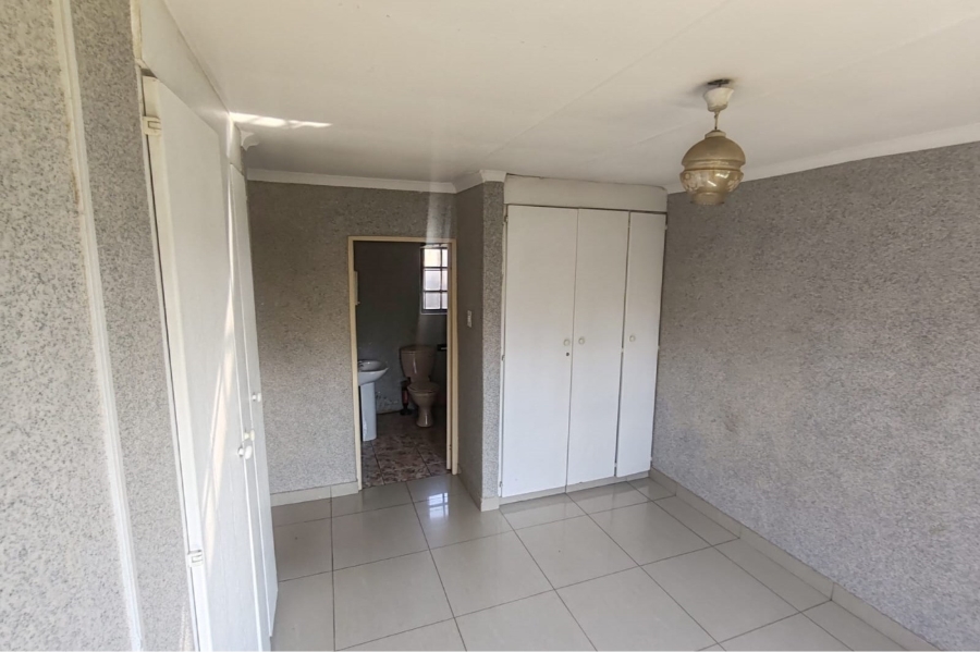 3 Bedroom Property for Sale in Noordwyk Gauteng