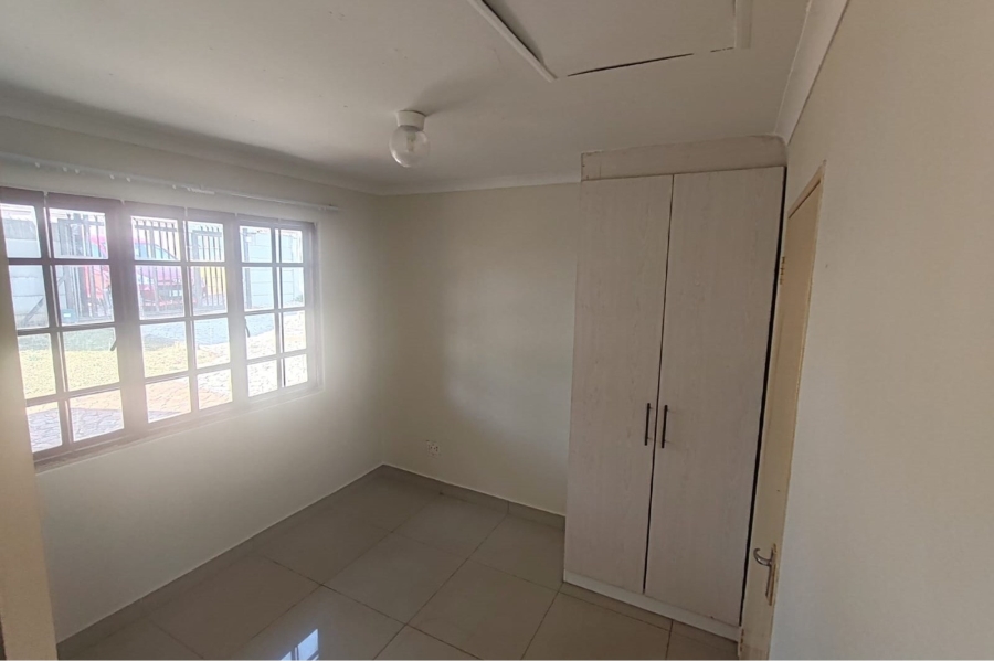 3 Bedroom Property for Sale in Noordwyk Gauteng