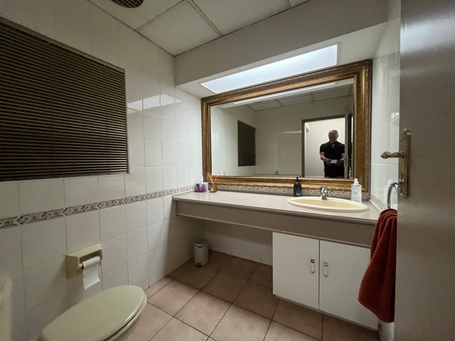 5 Bedroom Property for Sale in Rietvalleirand Gauteng