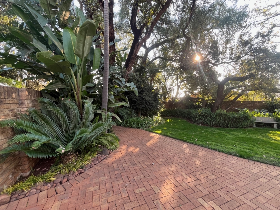 5 Bedroom Property for Sale in Rietvalleirand Gauteng