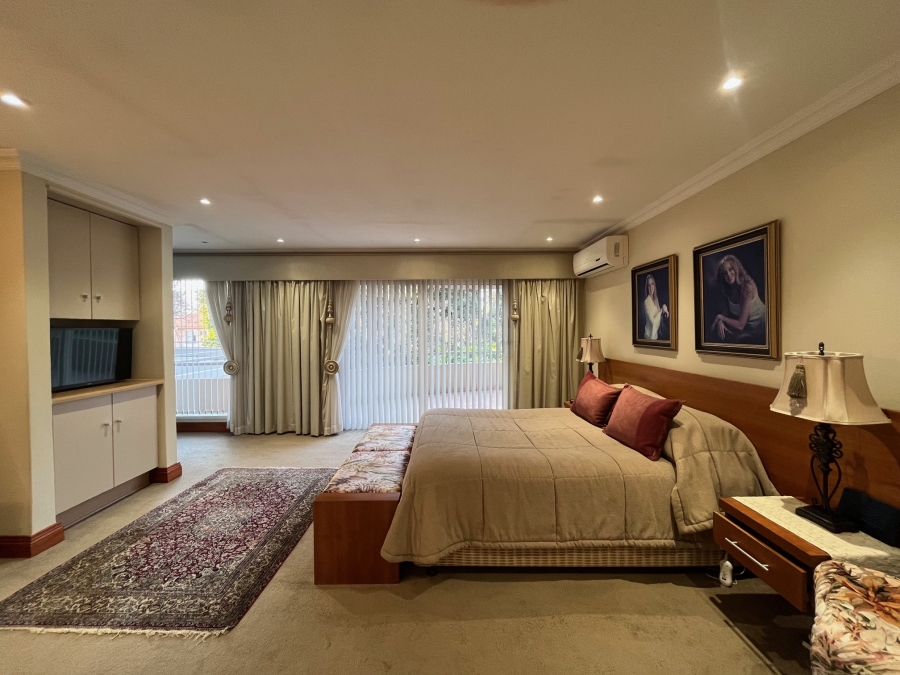 5 Bedroom Property for Sale in Rietvalleirand Gauteng