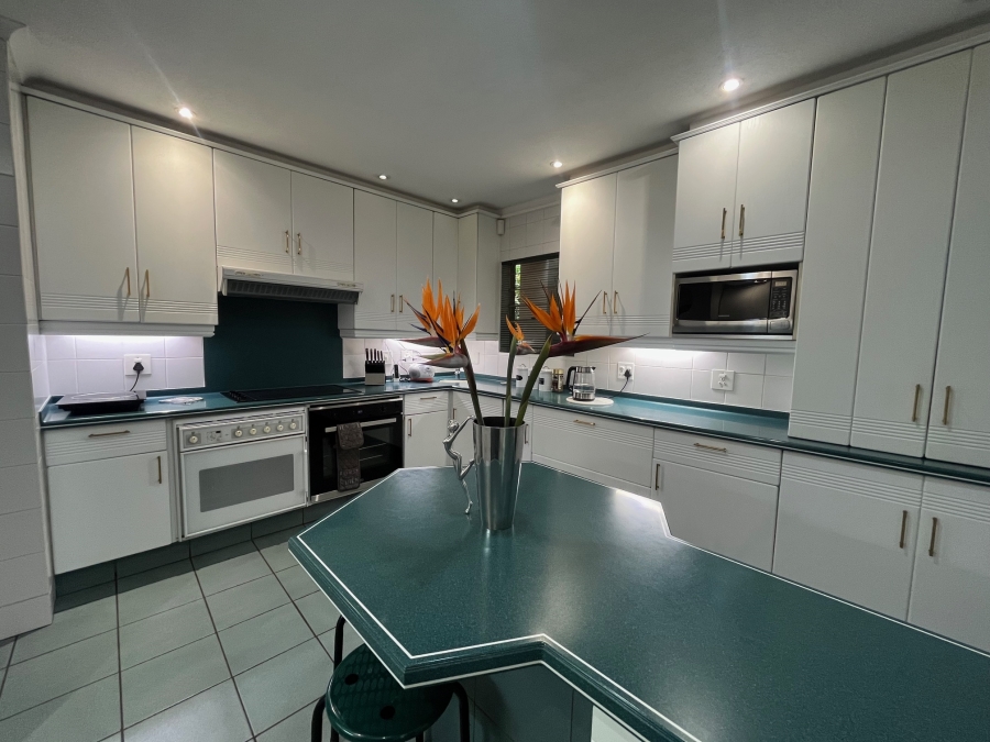 5 Bedroom Property for Sale in Rietvalleirand Gauteng