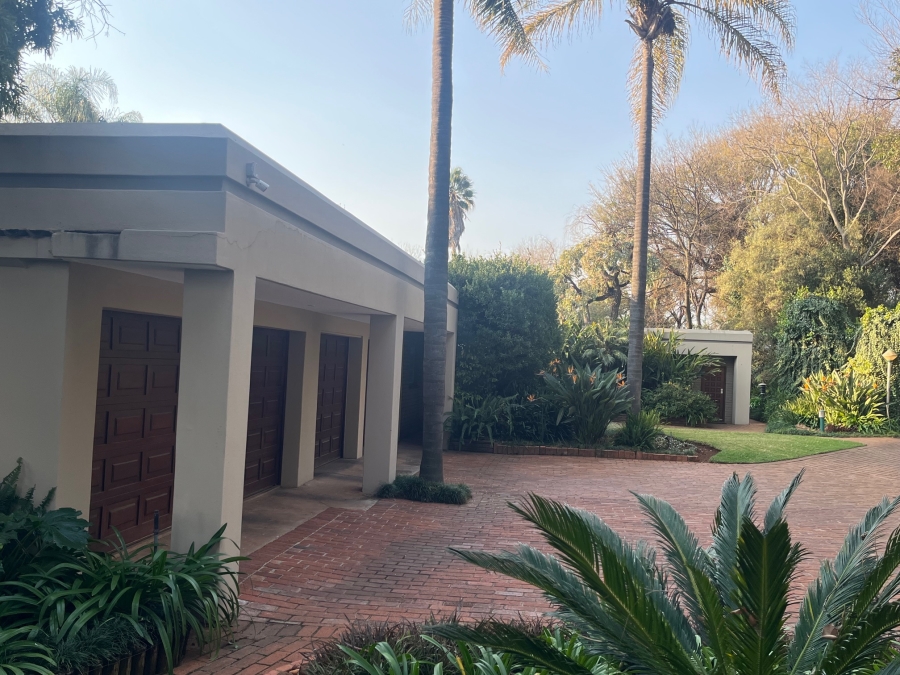 5 Bedroom Property for Sale in Rietvalleirand Gauteng