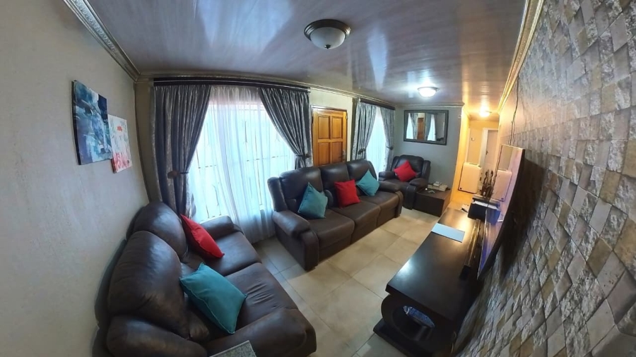 3 Bedroom Property for Sale in Philip Nel Park Gauteng
