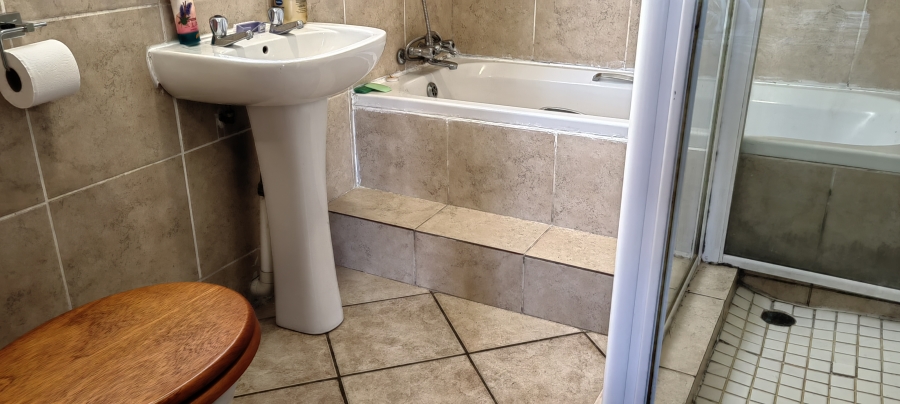 3 Bedroom Property for Sale in Liefde en Vrede Gauteng