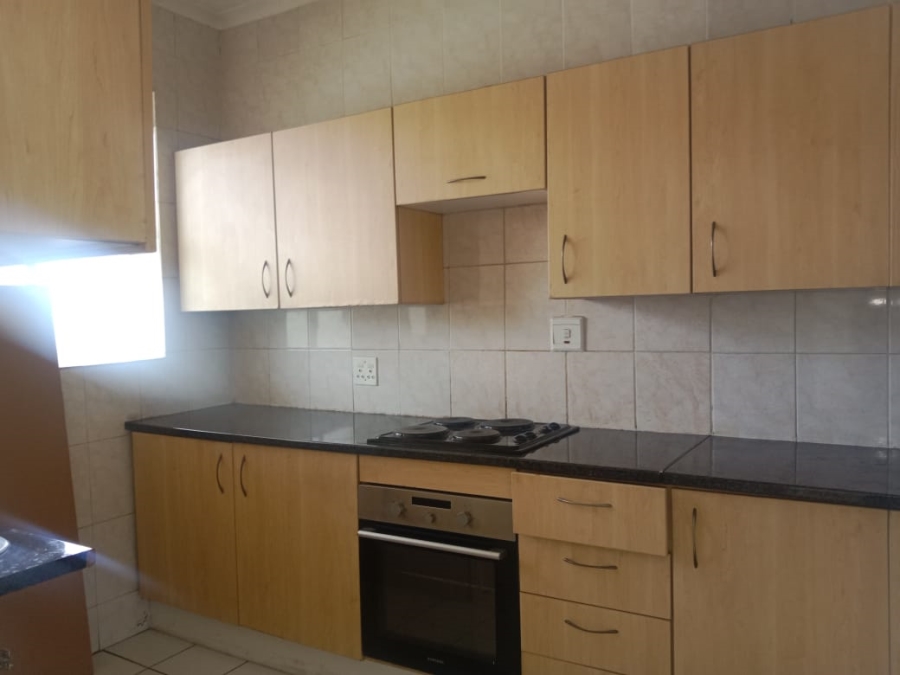 2 Bedroom Property for Sale in Denlee Gauteng