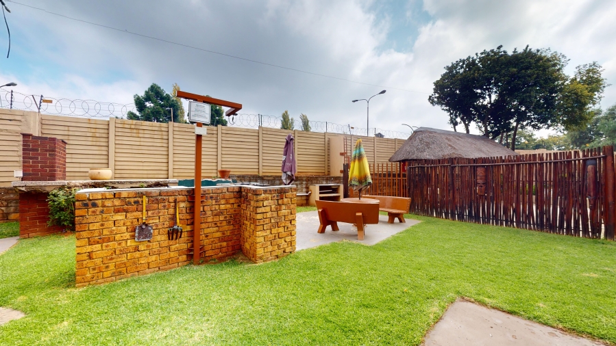 2 Bedroom Property for Sale in Denlee Gauteng