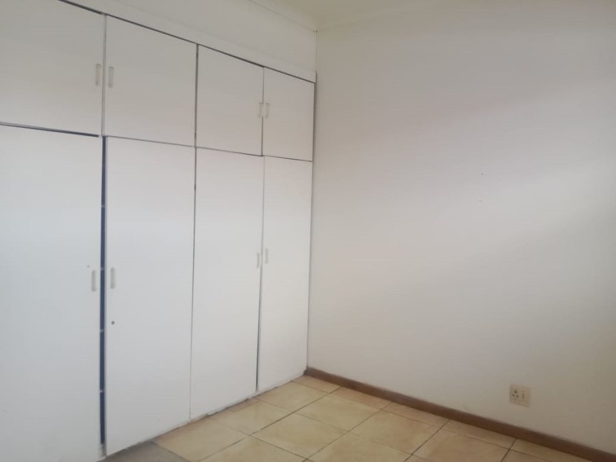 2 Bedroom Property for Sale in Denlee Gauteng