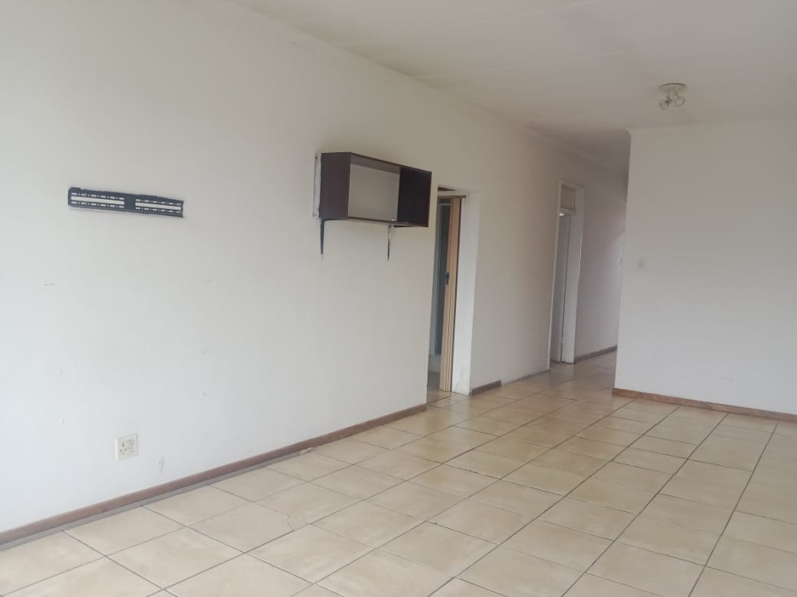 2 Bedroom Property for Sale in Denlee Gauteng