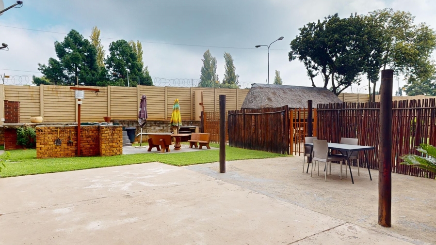2 Bedroom Property for Sale in Denlee Gauteng