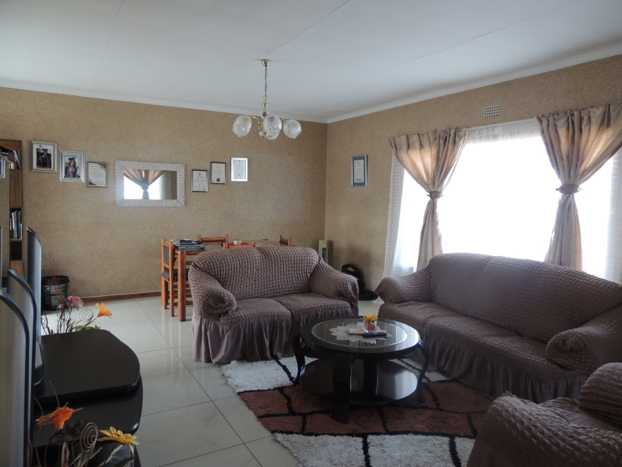 3 Bedroom Property for Sale in South Hills Gauteng