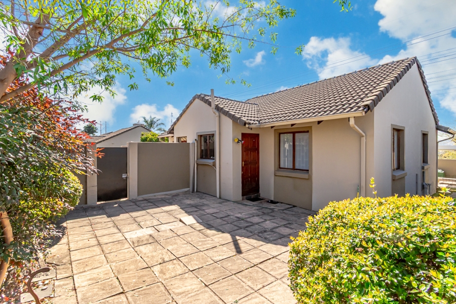 2 Bedroom Property for Sale in North Riding Gauteng