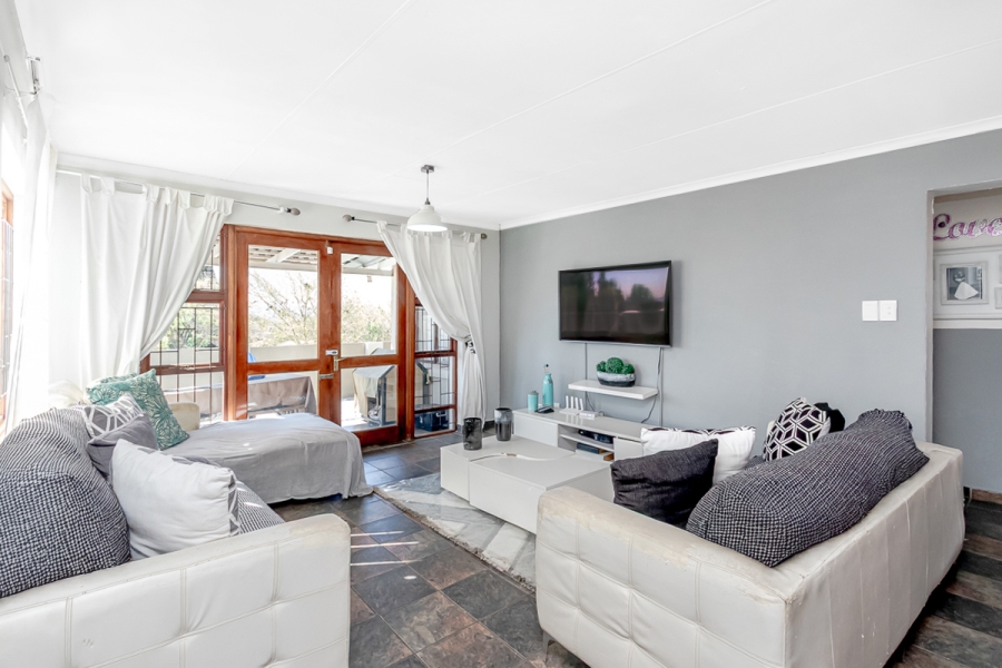 2 Bedroom Property for Sale in North Riding Gauteng