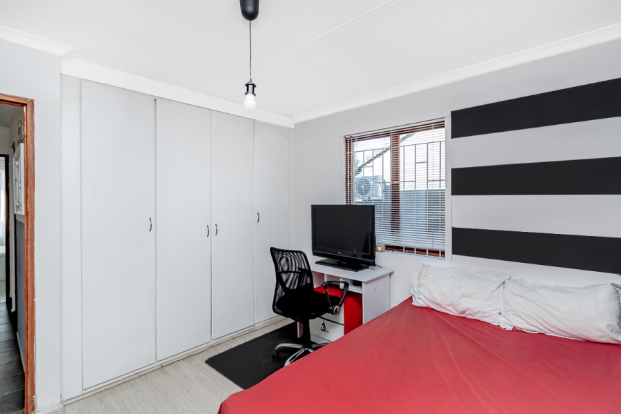 2 Bedroom Property for Sale in North Riding Gauteng