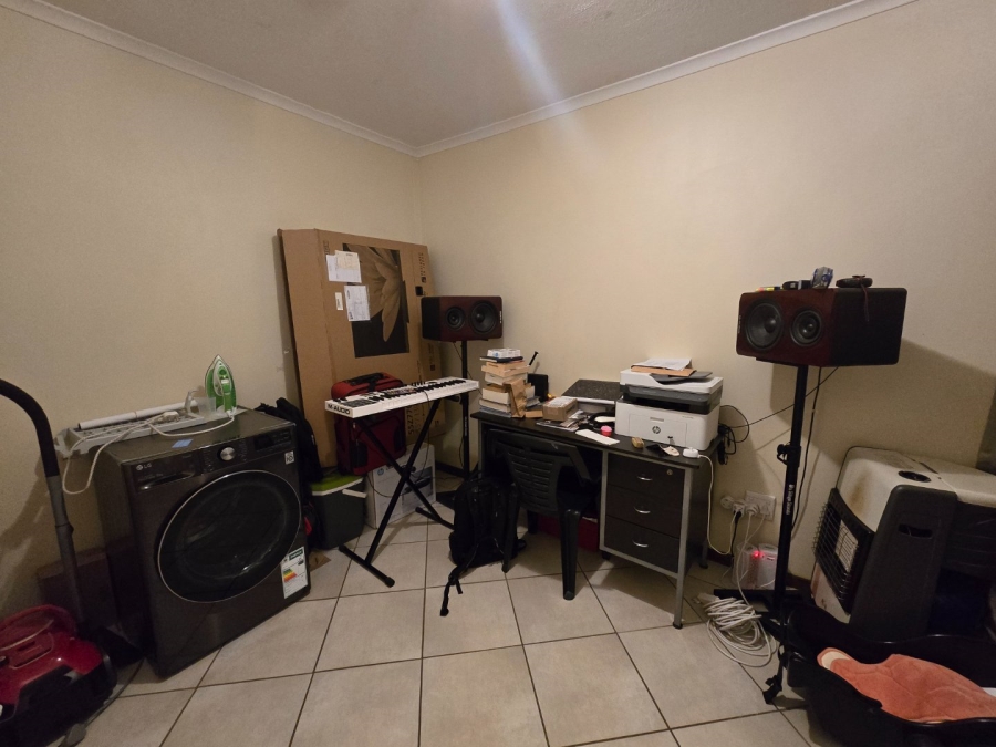 2 Bedroom Property for Sale in Montana Gauteng