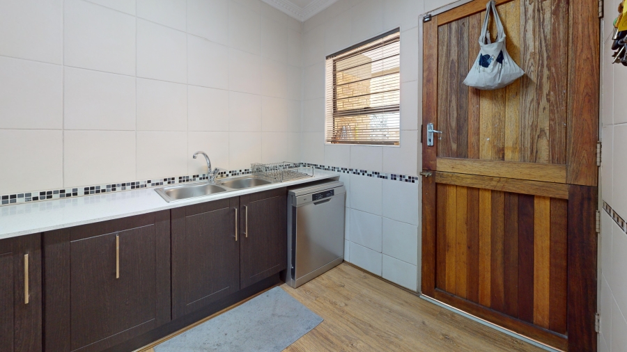 3 Bedroom Property for Sale in Bartlett Gauteng