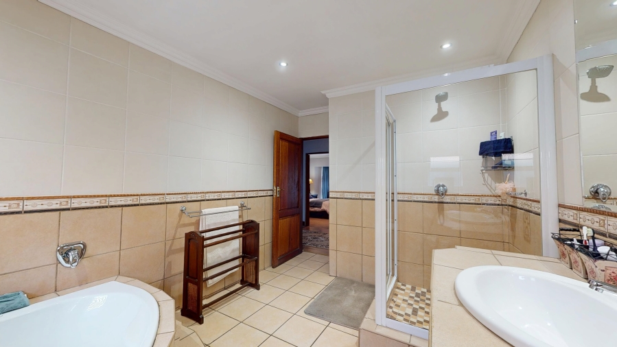 3 Bedroom Property for Sale in Bartlett Gauteng