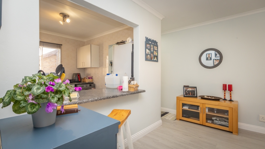 3 Bedroom Property for Sale in Wilgeheuwel Gauteng