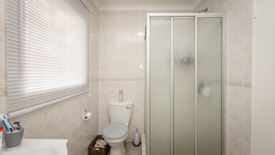 3 Bedroom Property for Sale in Wilgeheuwel Gauteng