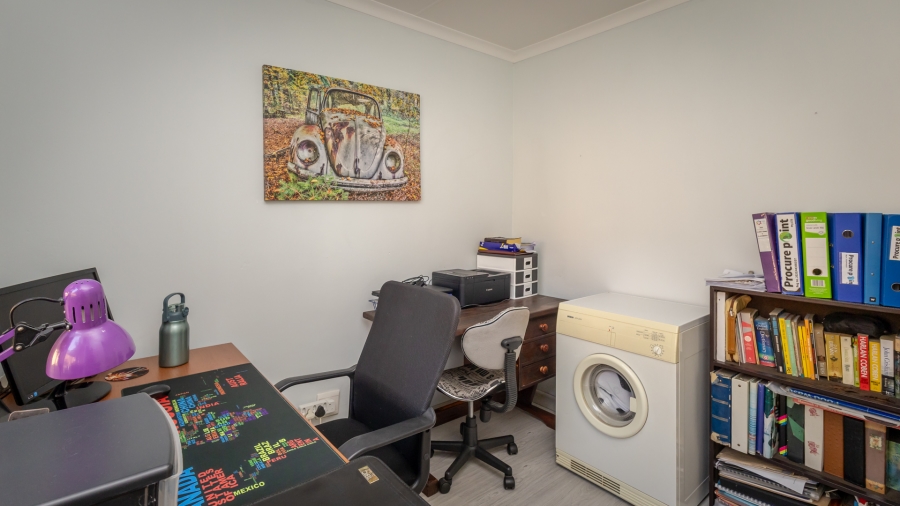 3 Bedroom Property for Sale in Wilgeheuwel Gauteng