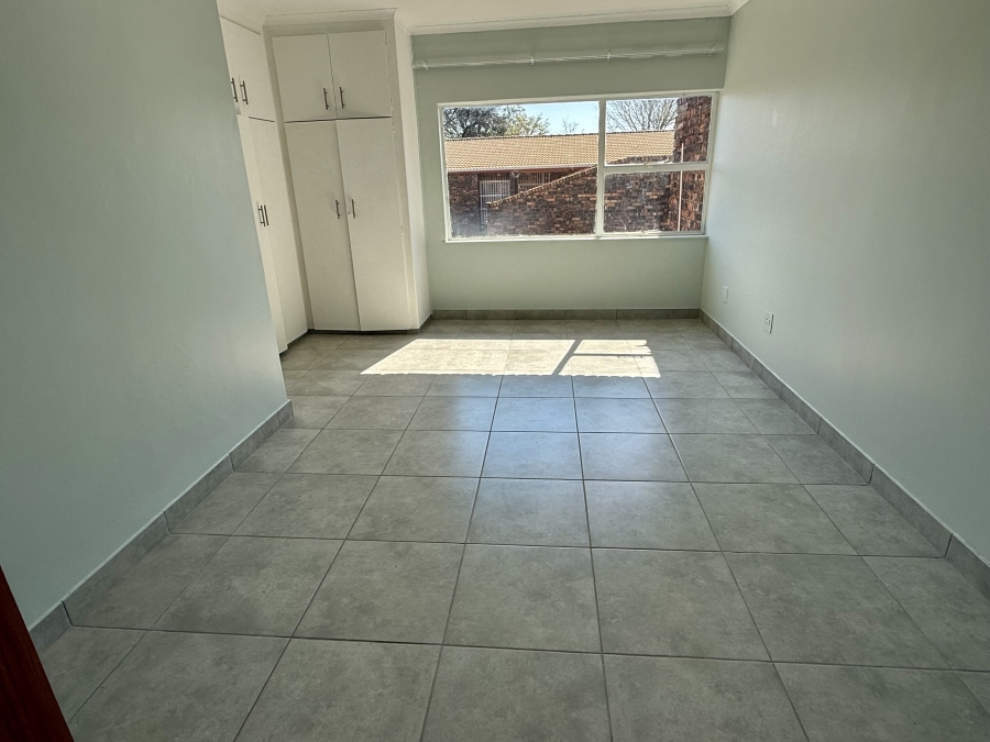 3 Bedroom Property for Sale in Rant En Dal Gauteng