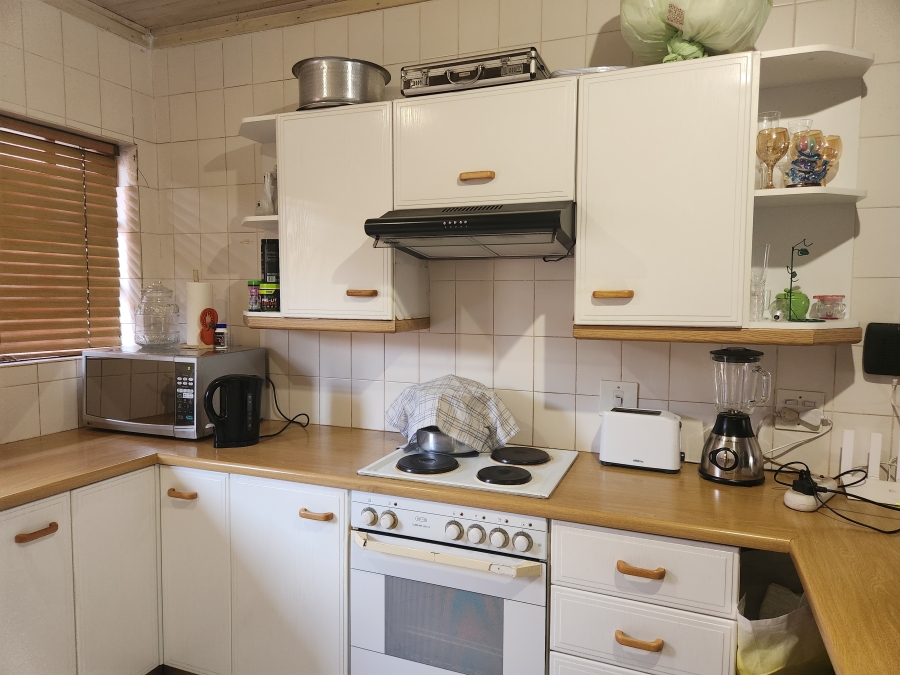 To Let 2 Bedroom Property for Rent in Ferndale Gauteng