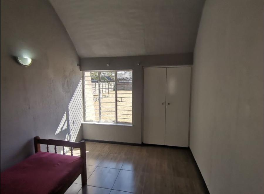 4 Bedroom Property for Sale in Mayberry Park Gauteng
