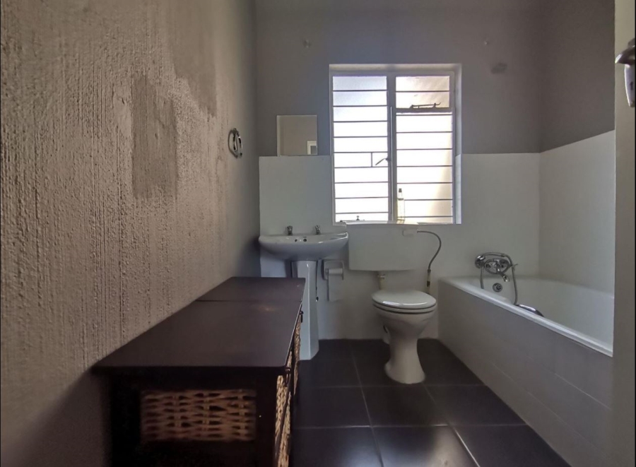 4 Bedroom Property for Sale in Mayberry Park Gauteng