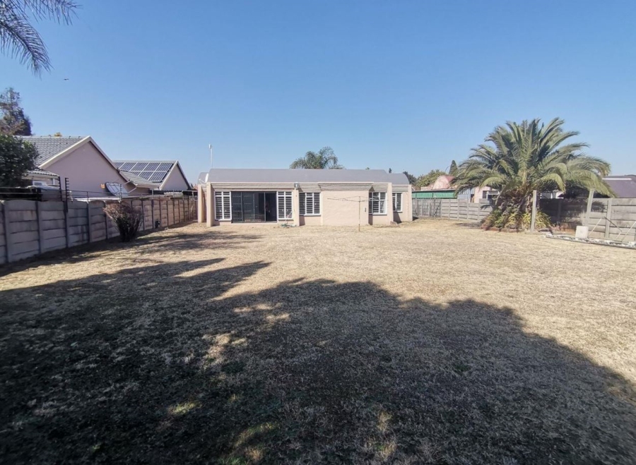 4 Bedroom Property for Sale in Mayberry Park Gauteng