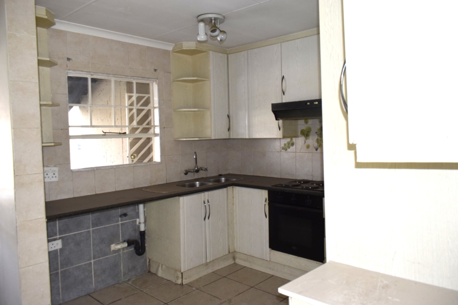 3 Bedroom Property for Sale in Ravenswood Gauteng