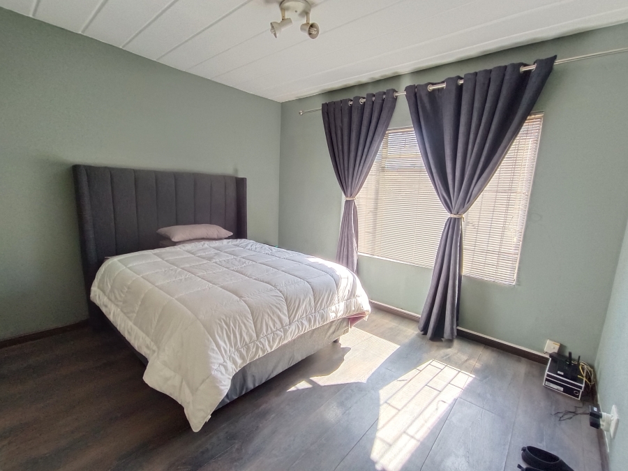 3 Bedroom Property for Sale in Zwartkop Gauteng