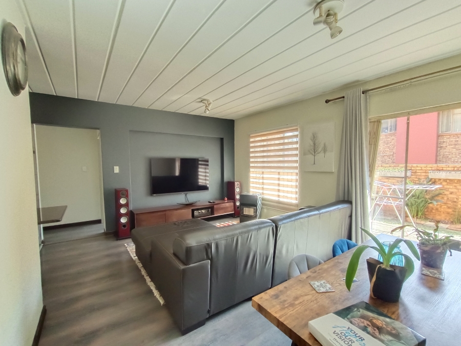 3 Bedroom Property for Sale in Zwartkop Gauteng