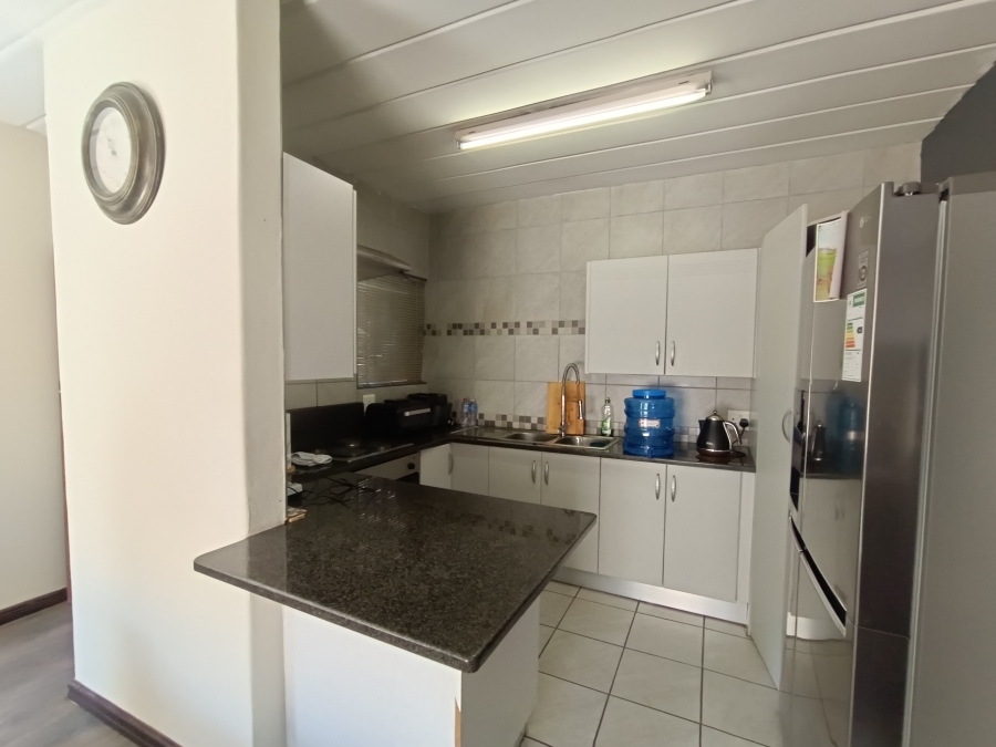 3 Bedroom Property for Sale in Zwartkop Gauteng