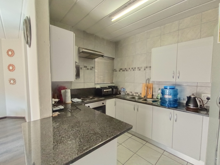 3 Bedroom Property for Sale in Zwartkop Gauteng