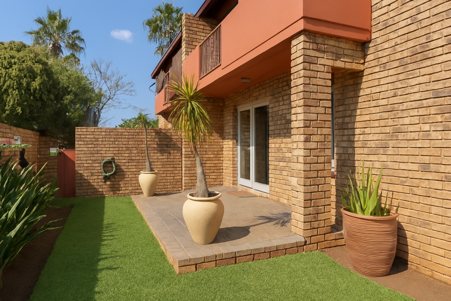3 Bedroom Property for Sale in Zwartkop Gauteng