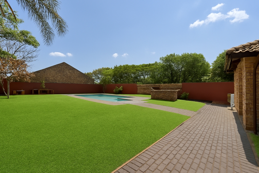 3 Bedroom Property for Sale in Zwartkop Gauteng