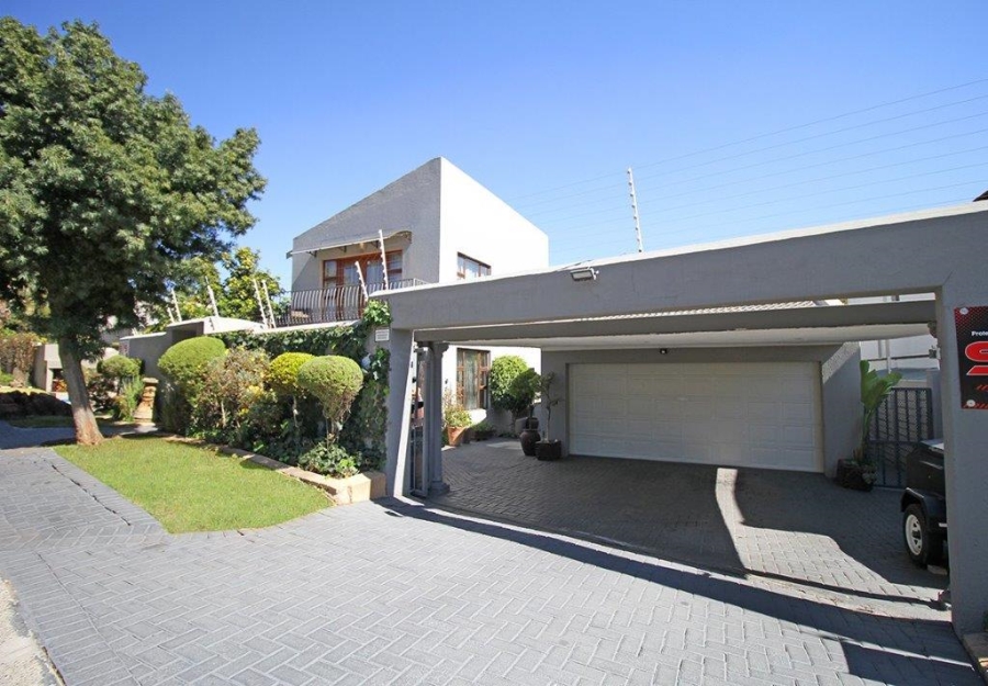 4 Bedroom Property for Sale in Marais Steyn Park Gauteng