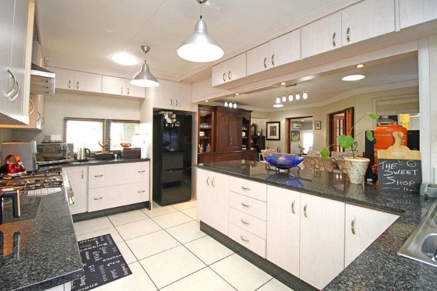 4 Bedroom Property for Sale in Marais Steyn Park Gauteng