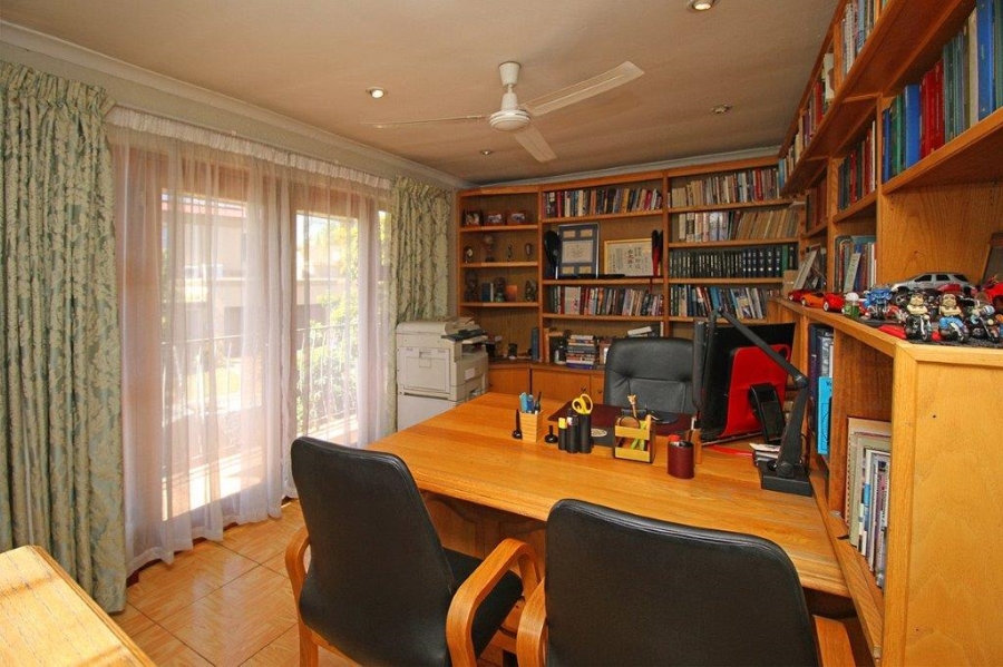 4 Bedroom Property for Sale in Marais Steyn Park Gauteng