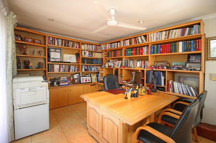 4 Bedroom Property for Sale in Marais Steyn Park Gauteng