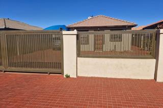 3 Bedroom Property for Sale in The Orchards Gauteng