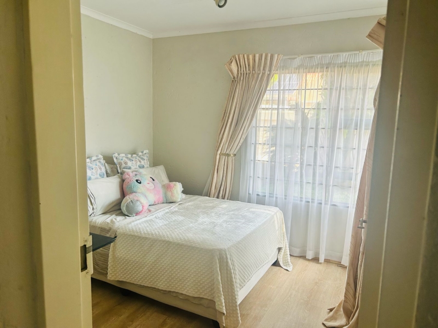 To Let 2 Bedroom Property for Rent in North Riding Gauteng