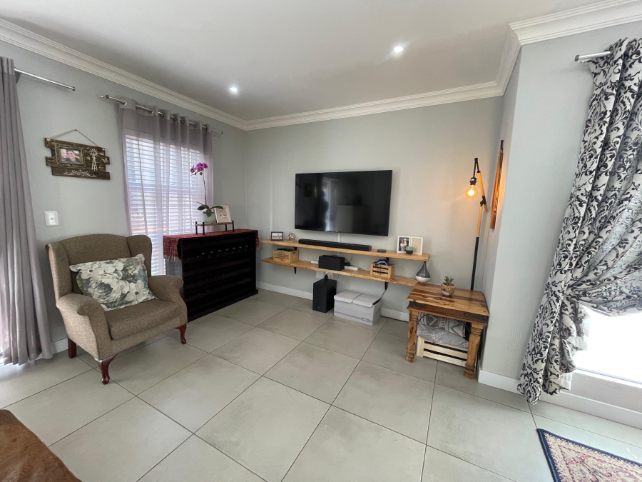 3 Bedroom Property for Sale in Noordheuwel Gauteng
