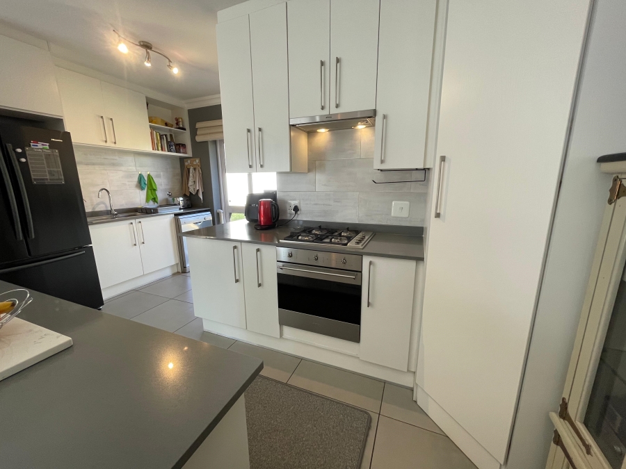 3 Bedroom Property for Sale in Noordheuwel Gauteng