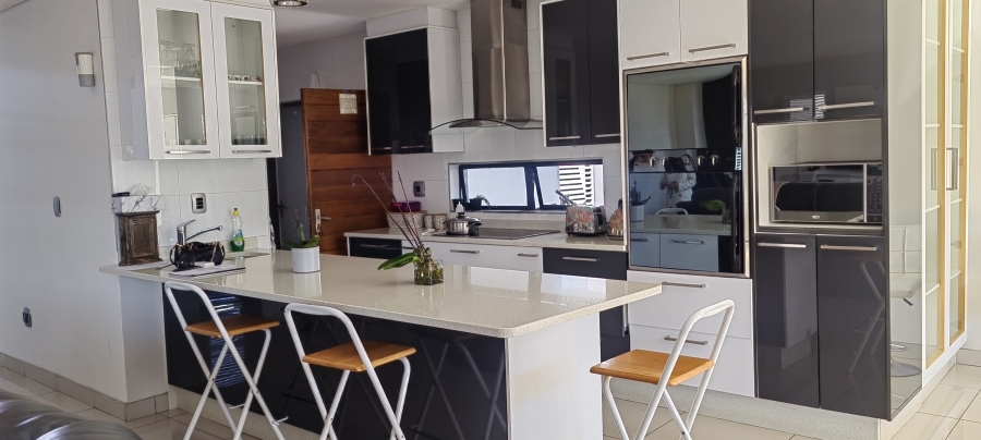 4 Bedroom Property for Sale in Ormonde Gauteng
