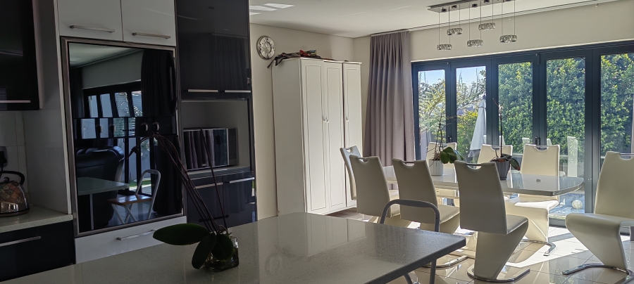 4 Bedroom Property for Sale in Ormonde Gauteng
