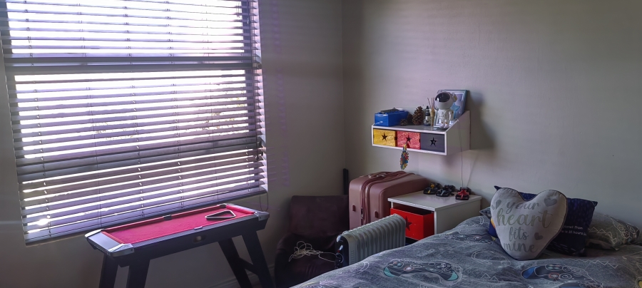 4 Bedroom Property for Sale in Ormonde Gauteng