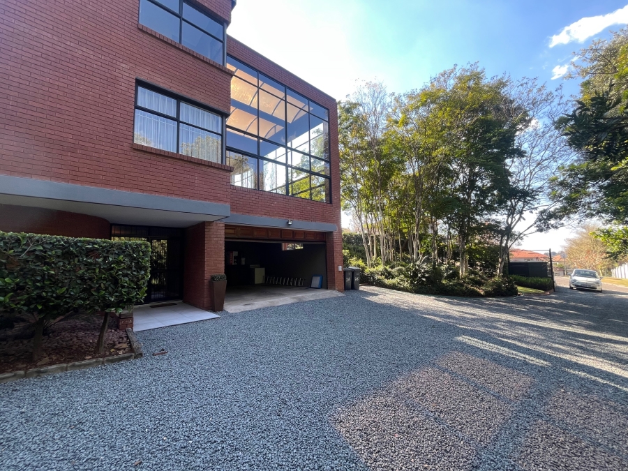 To Let 3 Bedroom Property for Rent in Waterkloof Ridge Gauteng